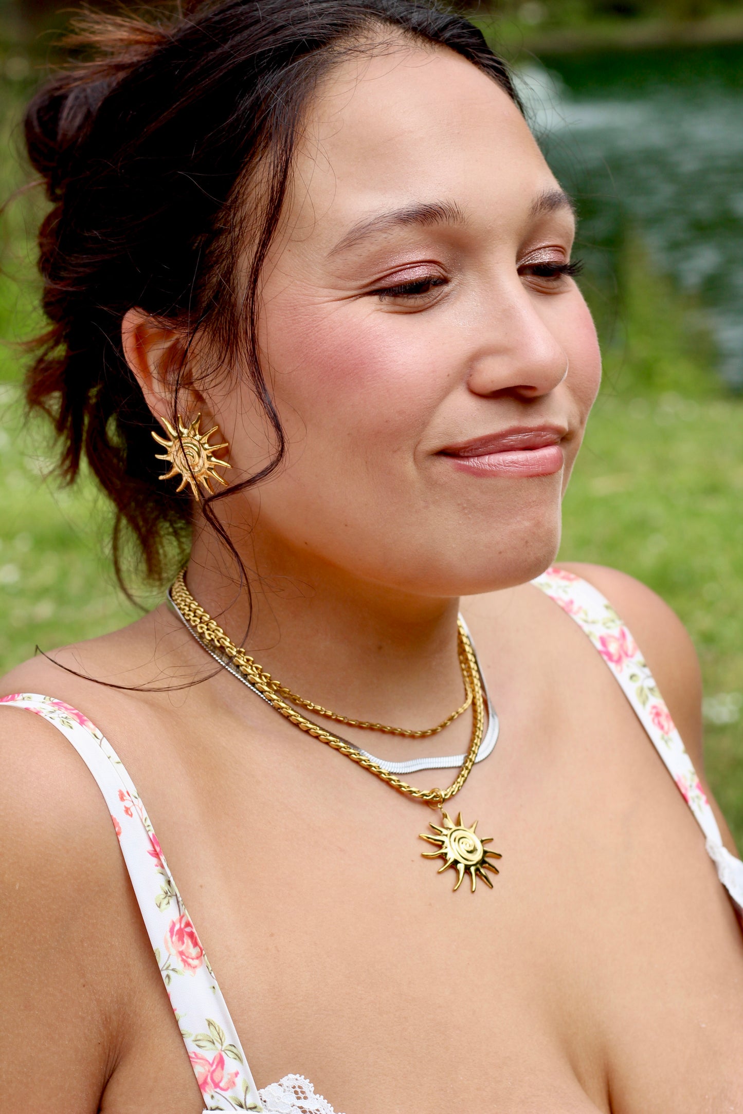 SOL- NECKLACE