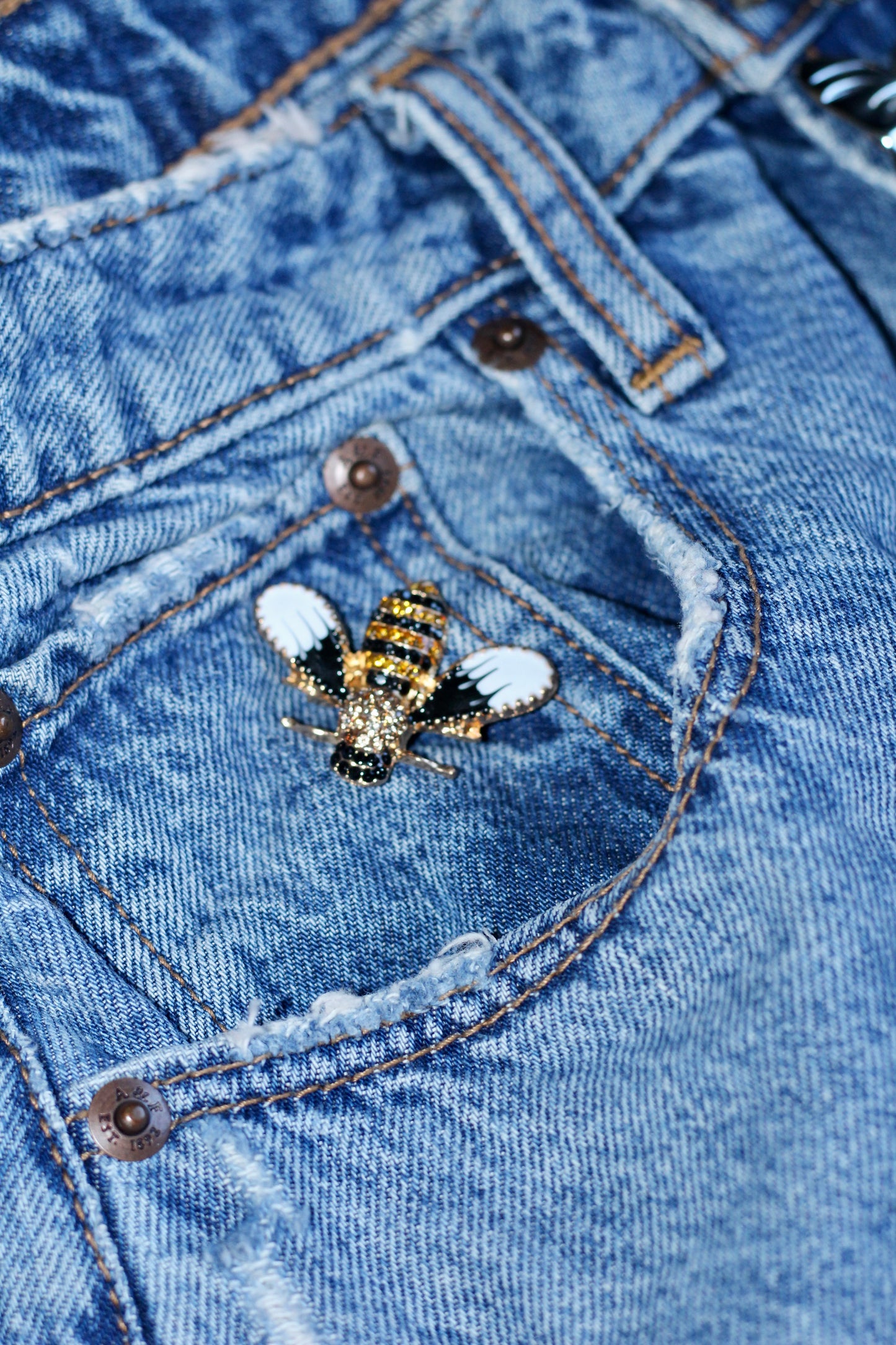 THE BEE