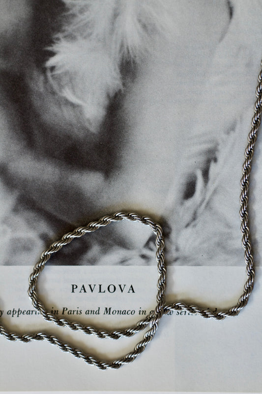 PAVLOVA